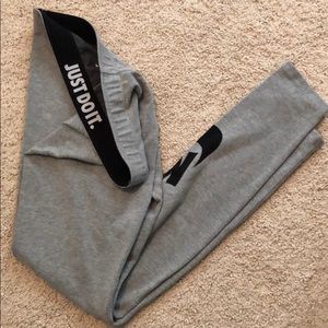 NIKE leggings